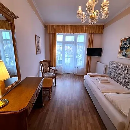 호텔 Ld Morava 3*